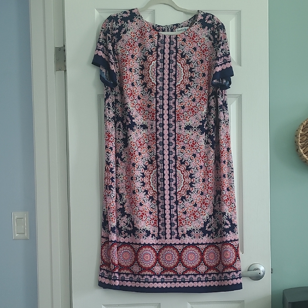 Elegant Floral Short Sleeve Midi Dress in Navy and Pink